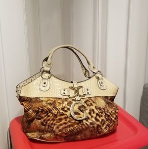 Like new beautiful guess bag